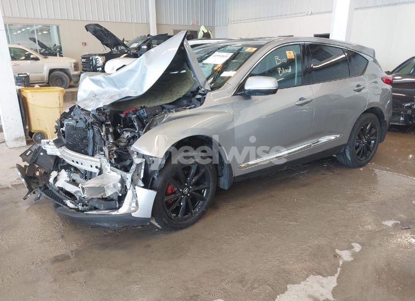 Photo 2 of 2019 Acura Rdx STANDARD (VIN 5J8TC2H38KL028064)