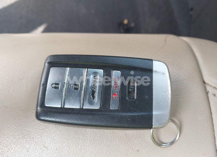 Photo 11 of 2019 Acura Rdx TECHNOLOGY PACKAGE (VIN 5J8TC2H50KL000390)