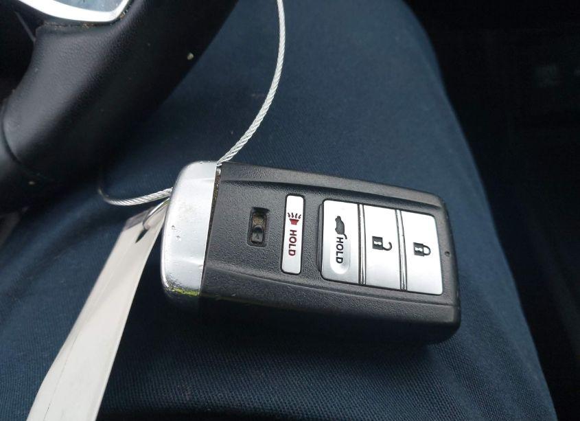 Photo 11 of 2019 Acura Rdx TECHNOLOGY PACKAGE (VIN 5J8TC2H56KL021275)