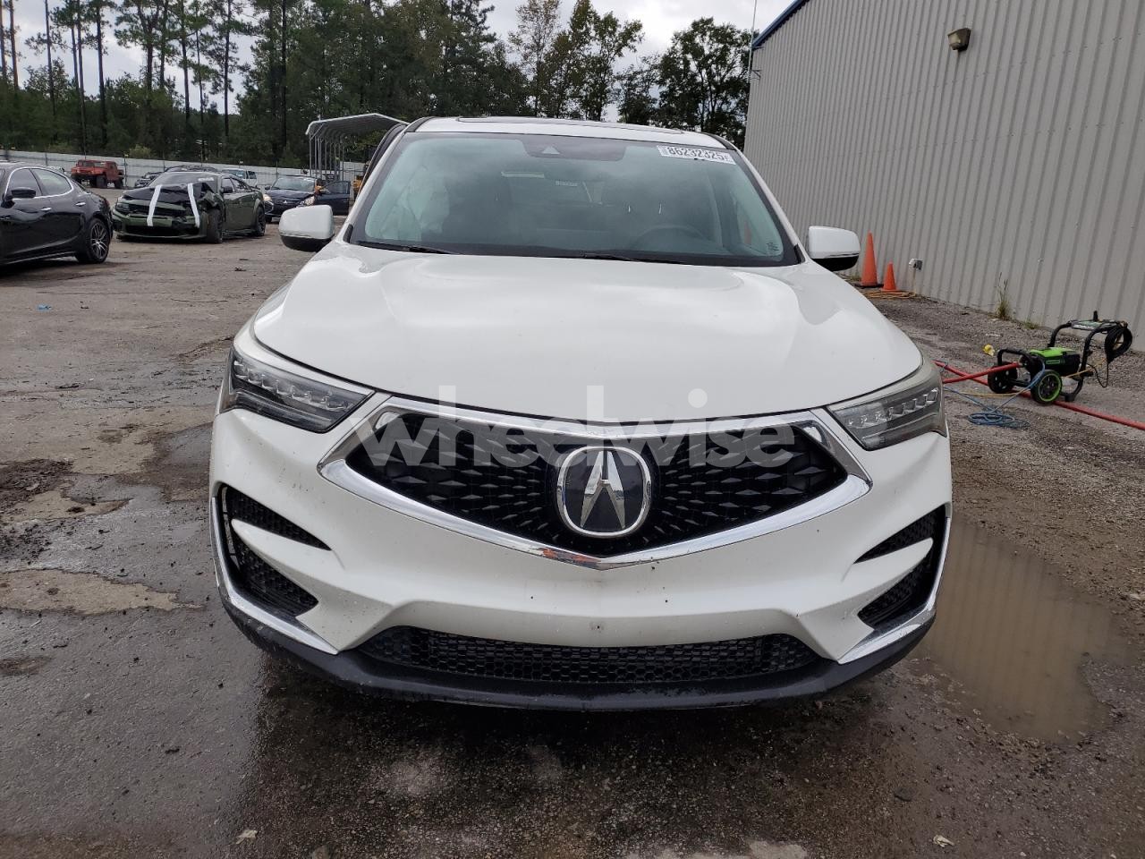 Photo 5 of 2020 ACURA RDX TECHNOLOGY (VIN 5J8TC2H59LL029758)