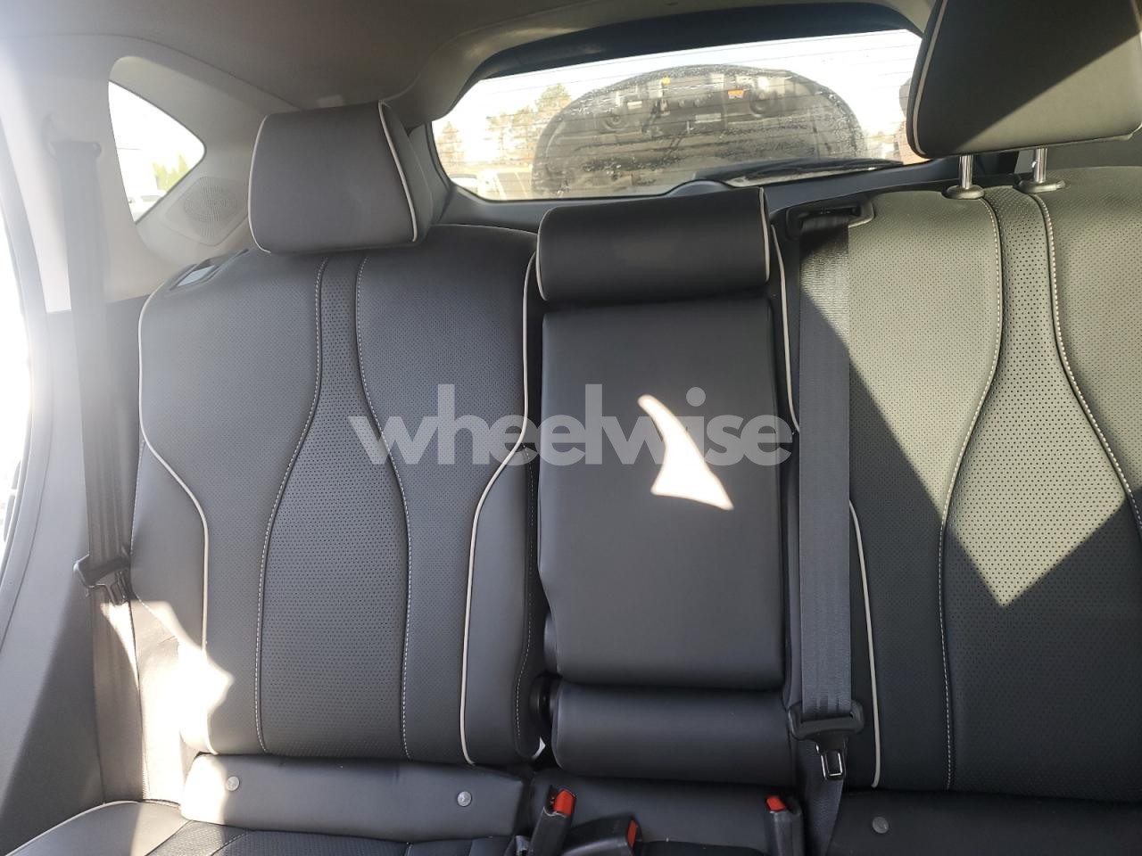 Photo 10 of 2021 ACURA RDX ADVANCE N/A (VIN 5J8TC2H71ML032091)