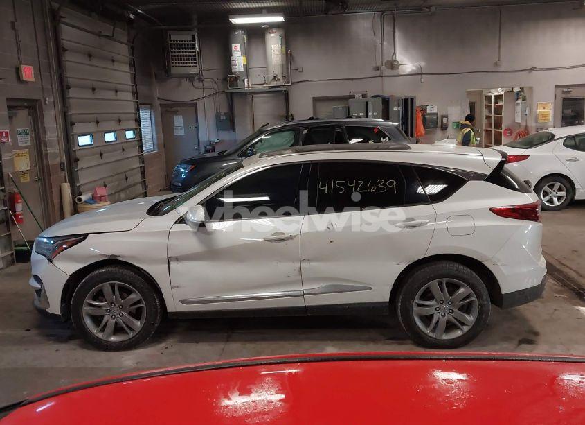 Photo 14 of 2019 Acura Rdx ADVANCE PACKAGE (VIN 5J8TC2H72KL016172)