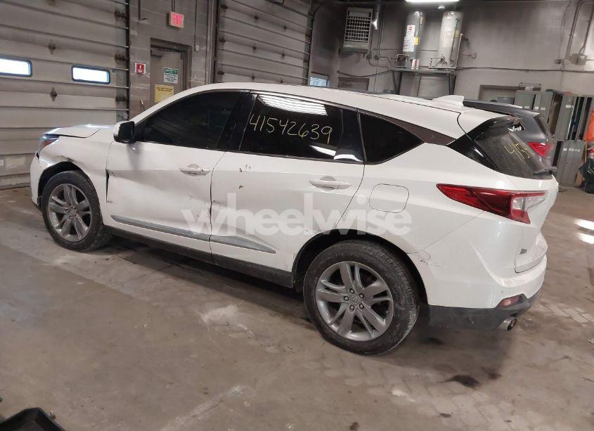 Photo 3 of 2019 Acura Rdx ADVANCE PACKAGE (VIN 5J8TC2H72KL016172)