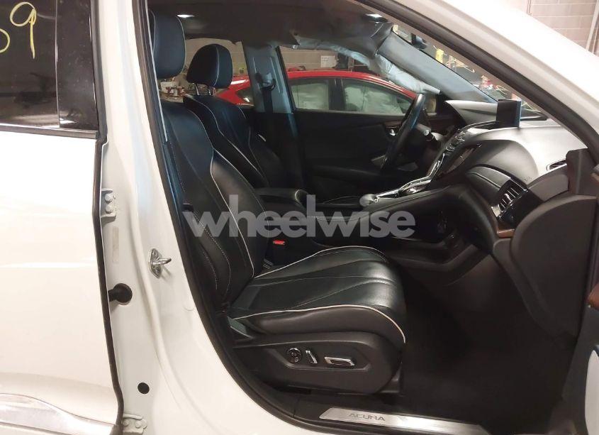 Photo 5 of 2019 Acura Rdx ADVANCE PACKAGE (VIN 5J8TC2H72KL016172)