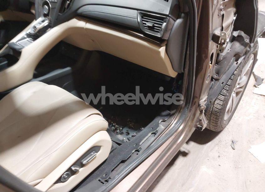 Photo 5 of 2019 Acura Rdx ADVANCE PACKAGE (VIN 5J8TC2H73KL006086)