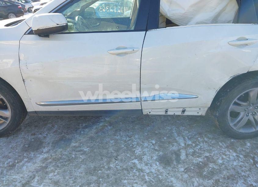 Photo 15 of 2019 Acura Rdx ADVANCE PACKAGE (VIN 5J8TC2H73KL017993)