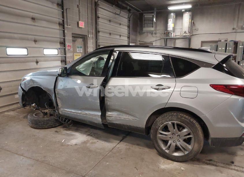 Photo 14 of 2019 Acura Rdx ADVANCE PACKAGE (VIN 5J8TC2H78KL018363)