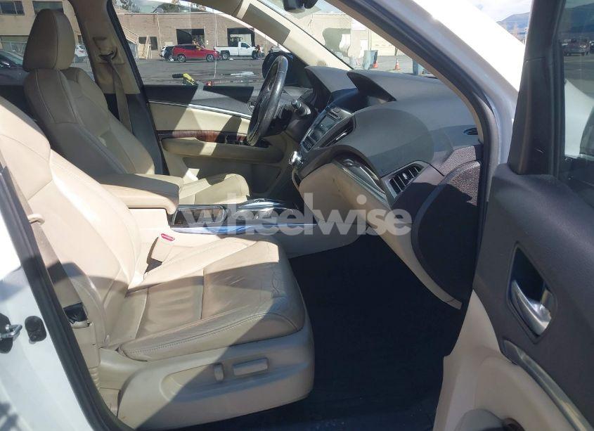 Photo 5 of 2017 Acura Mdx (VIN 5J8YD3H32HL000231)