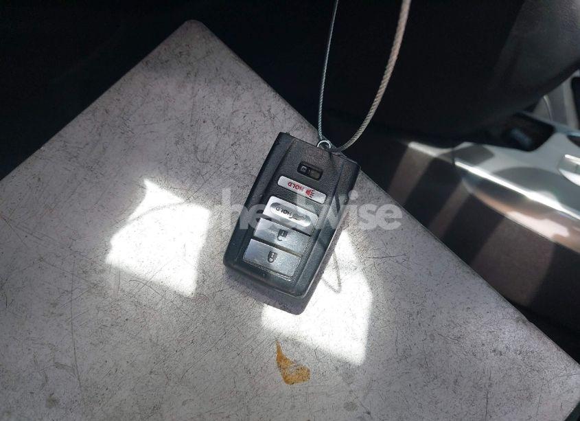 Photo 11 of 2019 Acura Mdx STANDARD (VIN 5J8YD3H35KL012428)