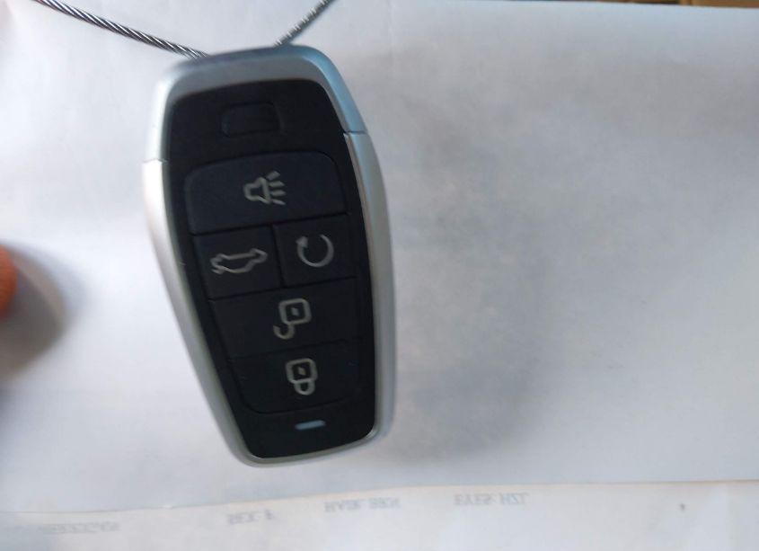 Photo 11 of 2017 Acura Mdx (VIN 5J8YD3H38HL000203)