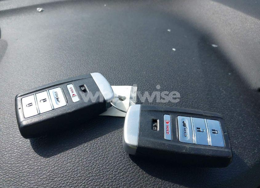 Photo 11 of 2018 Acura Mdx (VIN 5J8YD3H39JL008302)