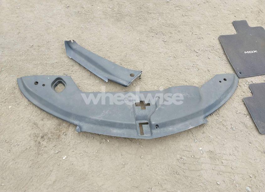 Photo 12 of 2018 Acura Mdx ADVANCE ENTERTAINMENT PKGS (VIN 5J8YD3H9XJL004635)