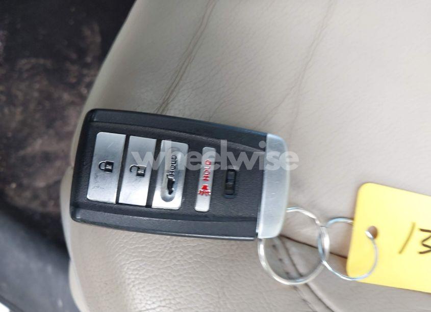 Photo 11 of 2019 Acura Mdx STANDARD (VIN 5J8YD4H35KL033639)