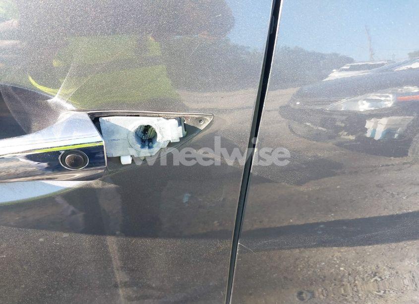 Photo 17 of 2018 Acura Mdx (VIN 5J8YD4H36JL017173)