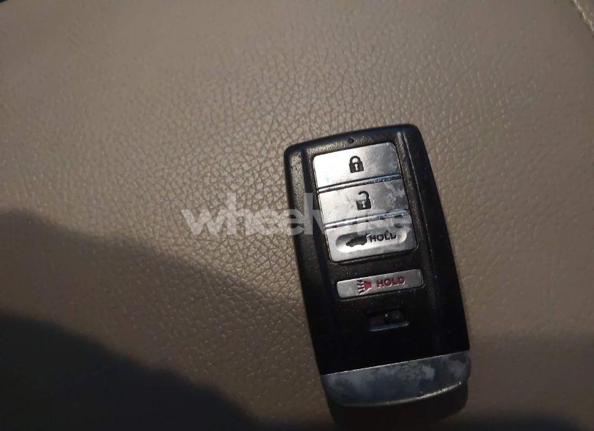 Photo 11 of 2017 Acura Mdx (VIN 5J8YD4H37HL005849)