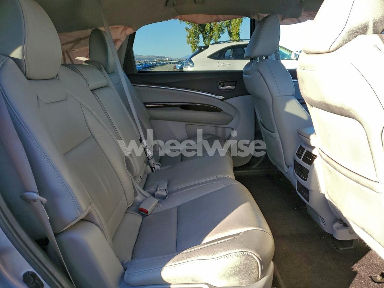 Photo 11 of 2019 ACURA MDX (VIN 5J8YD4H37KL034579)