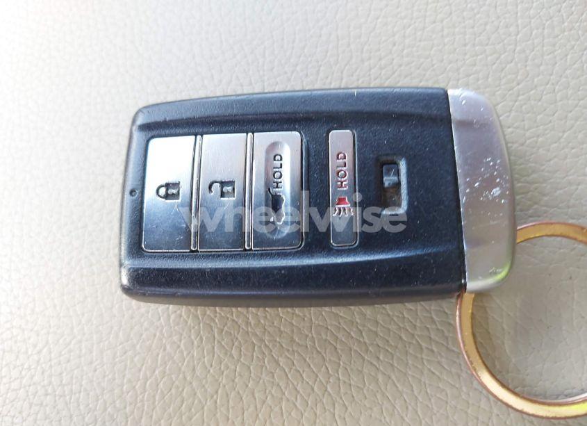 Photo 11 of 2018 Acura Mdx (VIN 5J8YD4H39JL014414)