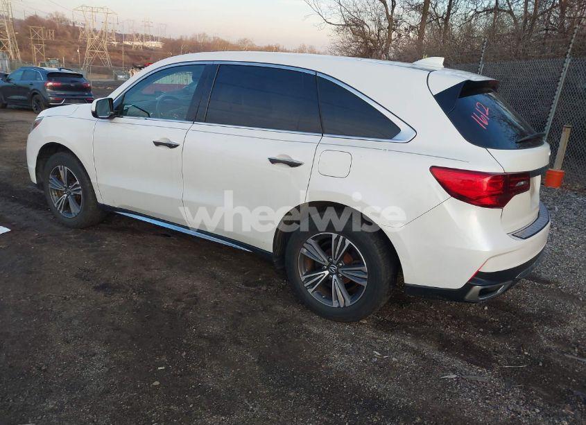 Photo 3 of 2018 Acura Mdx (VIN 5J8YD4H3XJL010033)