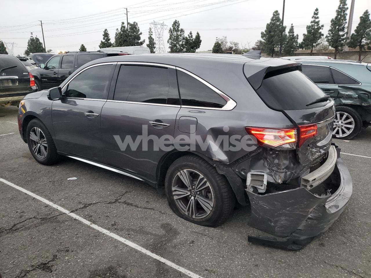 Photo 2 of 2018 ACURA MDX (VIN 5J8YD4H3XJL013966)