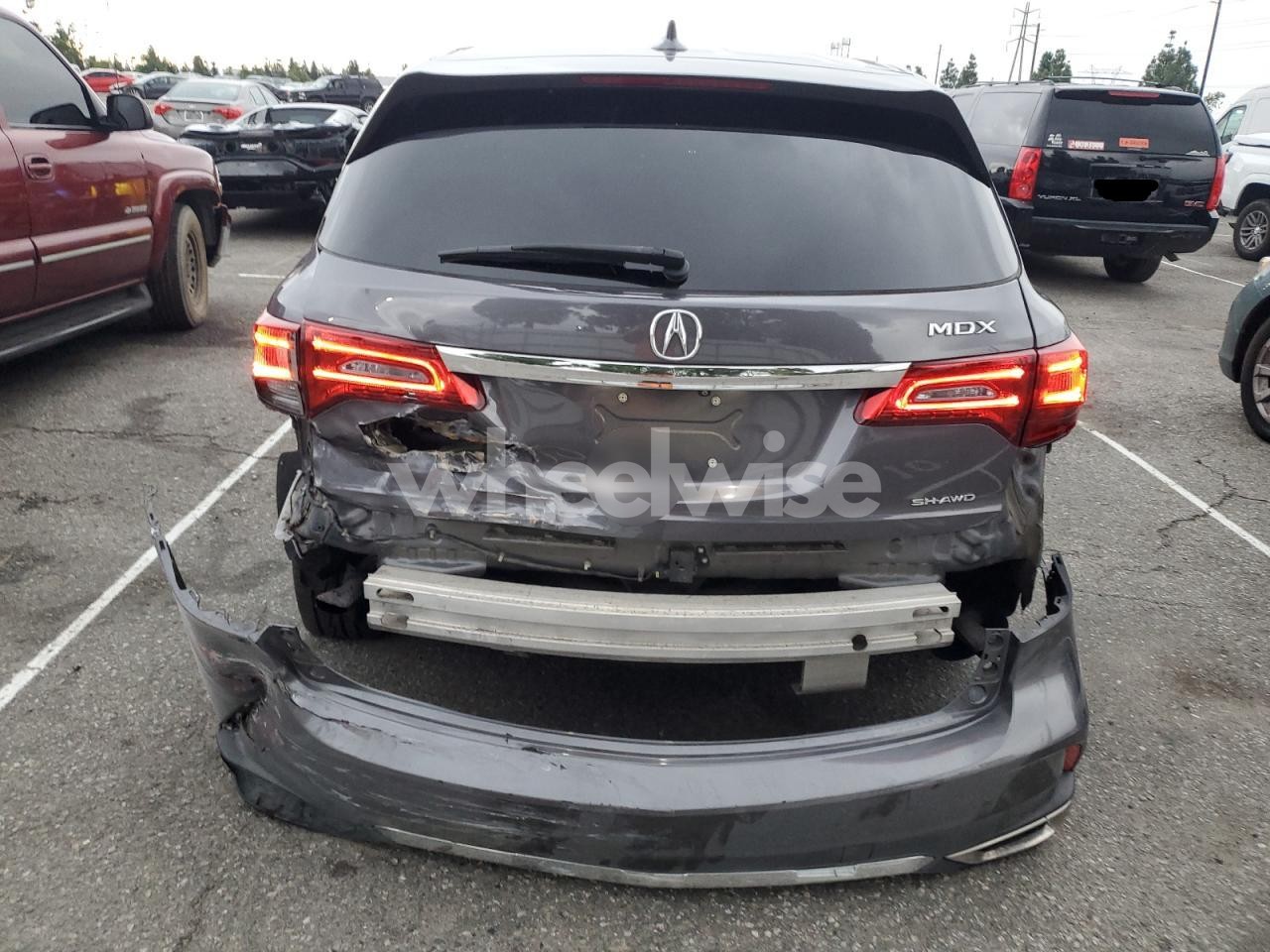 Photo 6 of 2018 ACURA MDX (VIN 5J8YD4H3XJL013966)