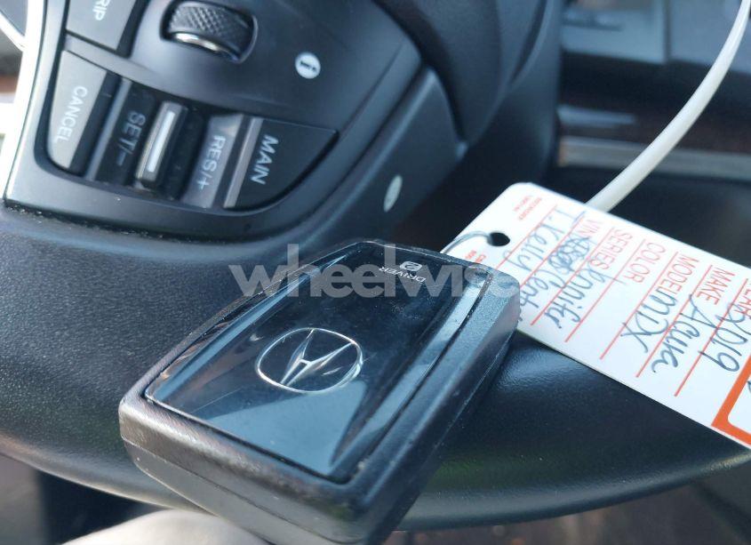 Photo 11 of 2019 Acura Mdx STANDARD (VIN 5J8YD4H3XKL034284)