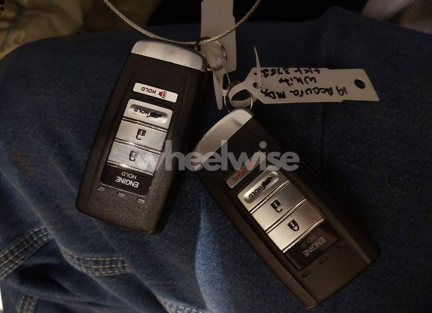 Photo 11 of 2019 Acura Mdx TECH PKG (VIN 5J8YD4H55KL026773)