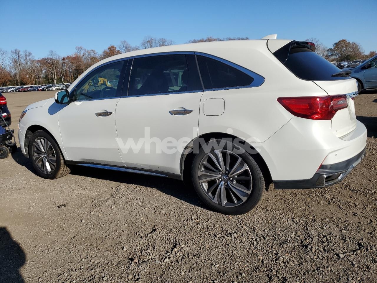 Photo 2 of 2019 ACURA MDX TECHNOLOGY (VIN 5J8YD4H56KL010100)