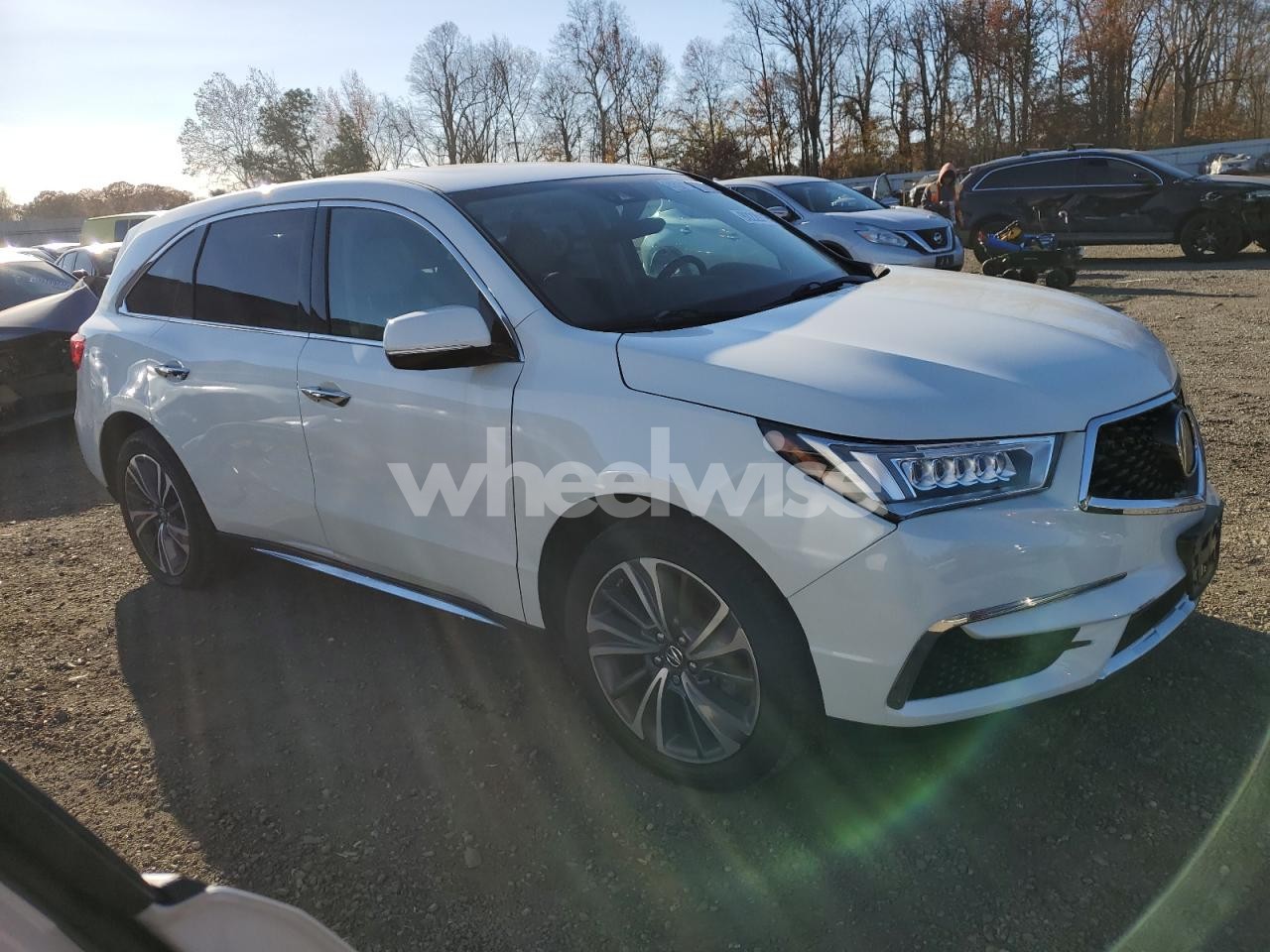 Photo 4 of 2019 ACURA MDX TECHNOLOGY (VIN 5J8YD4H56KL010100)