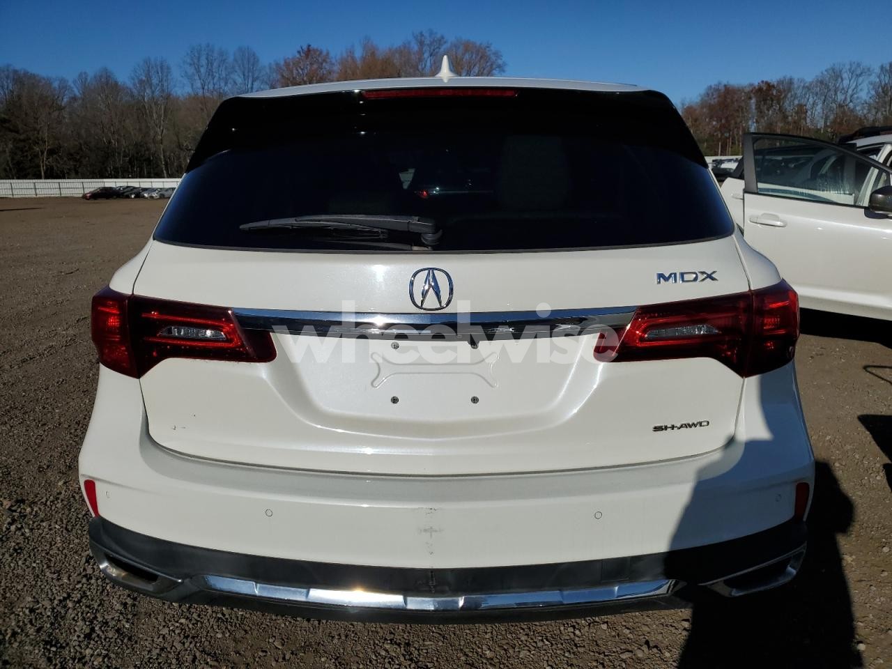 Photo 6 of 2019 ACURA MDX TECHNOLOGY (VIN 5J8YD4H56KL010100)