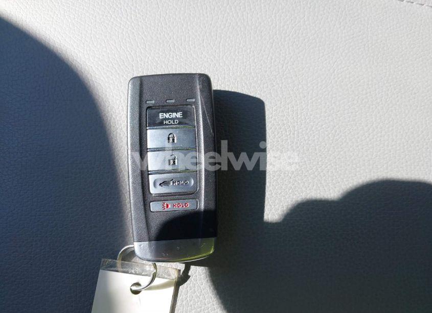 Photo 11 of 2017 Acura Mdx TECHNOLOGY PACKAGE (VIN 5J8YD4H58HL006669)