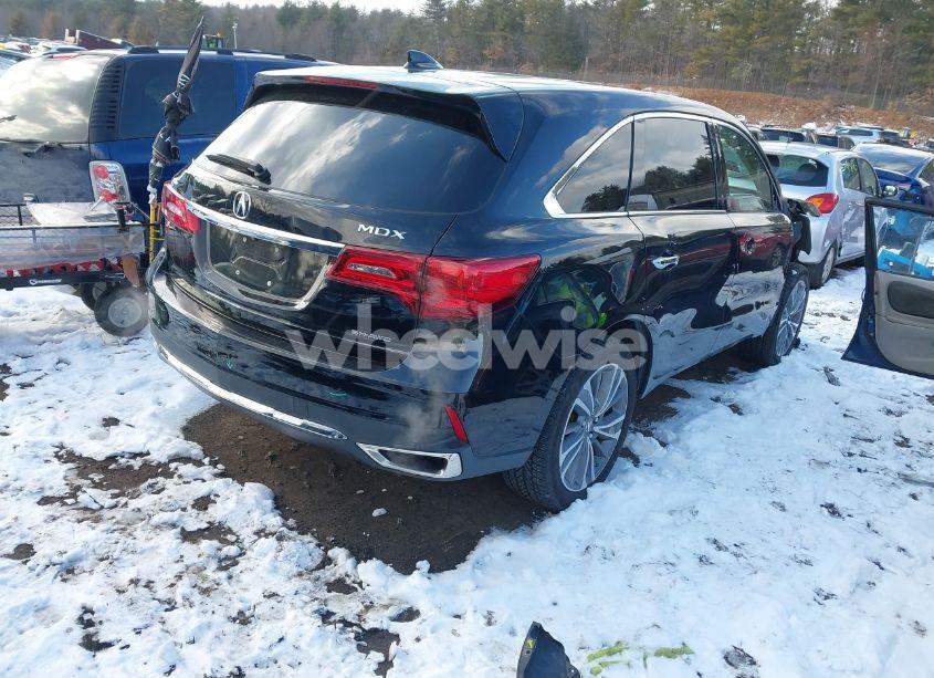 Photo 4 of 2018 Acura Mdx (VIN 5J8YD4H58JL005141)