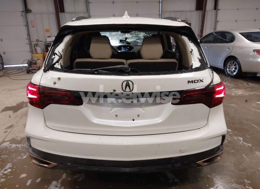 Photo 16 of 2018 Acura Mdx TECHNOLOGY ENTERTAINMENT PKGS (VIN 5J8YD4H70JL009041)