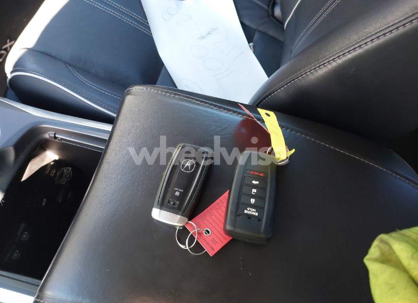 Photo 11 of 2018 Acura Mdx ADVANCE ENTERTAINMENT PKGS (VIN 5J8YD4H99JL005944)