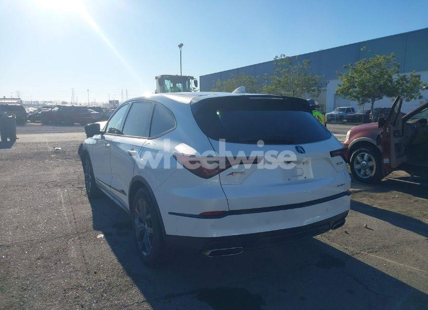Photo 3 of 2022 Acura Mdx A-SPEC PACKAGE (VIN 5J8YE1H01NL039590)
