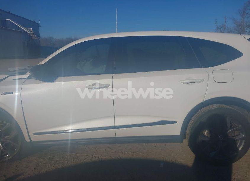 Photo 14 of 2024 Acura Mdx A-SPEC (VIN 5J8YE1H01RL009432)