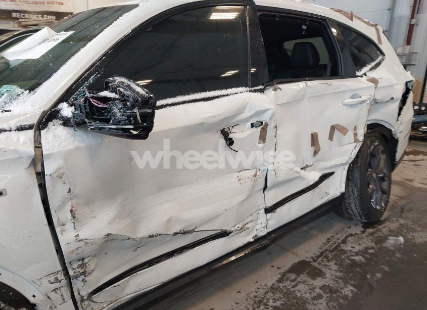 Photo 6 of 2022 Acura Mdx A-SPEC PACKAGE (VIN 5J8YE1H08NL052420)