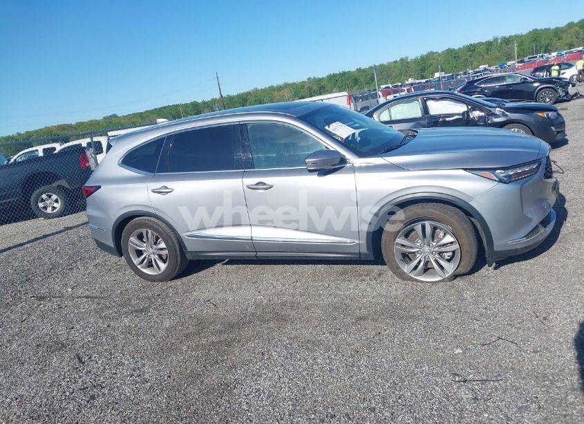 Photo 13 of 2024 Acura Mdx STANDARD (VIN 5J8YE1H32RL034169)