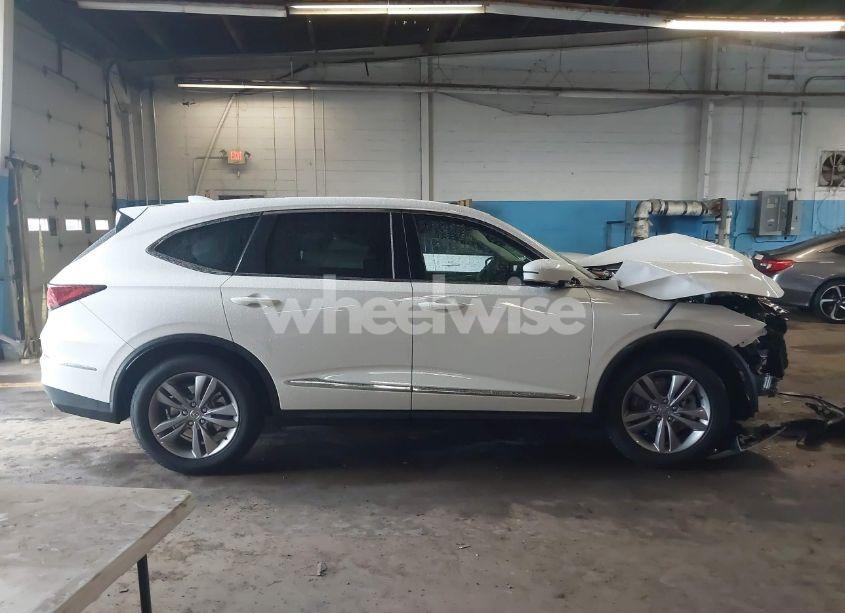 Photo 13 of 2025 Acura Mdx STANDARD (VIN 5J8YE1H32SL010010)