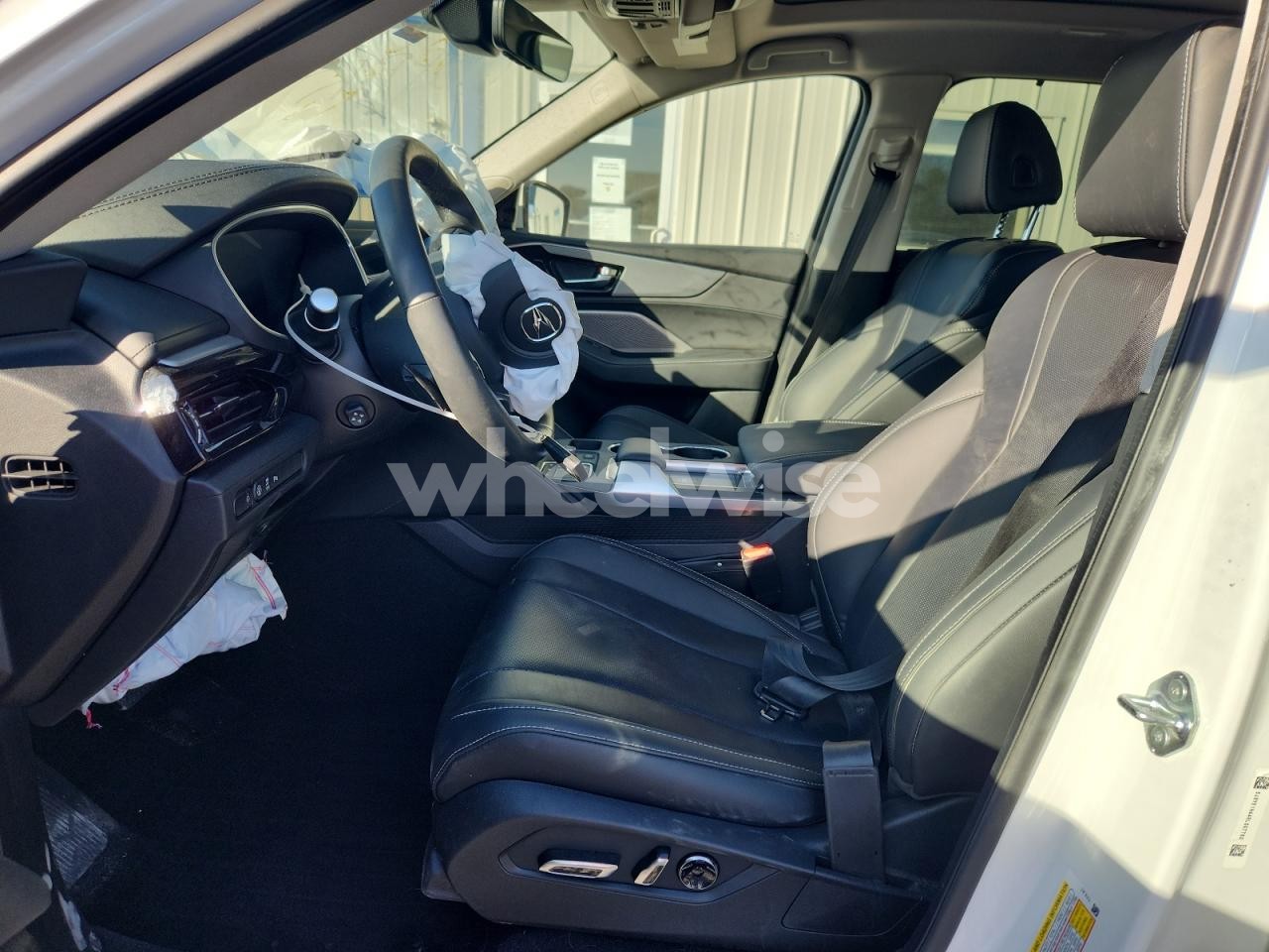 Photo 7 of 2024 ACURA MDX TECHNOLOGY N/A (VIN 5J8YE1H44RL007760)
