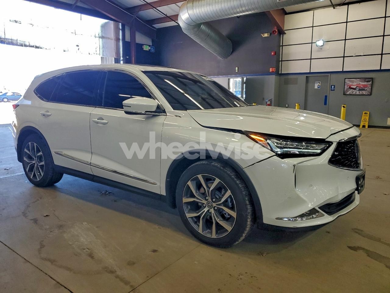 Photo 4 of 2024 ACURA MDX TECHNOLOGY (VIN 5J8YE1H47RL031874)