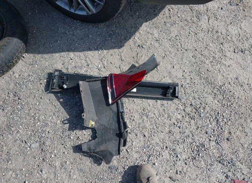 Photo 11 of 2022 Acura Mdx ADVANCE PACKAGE (VIN 5J8YE1H86NL011466)