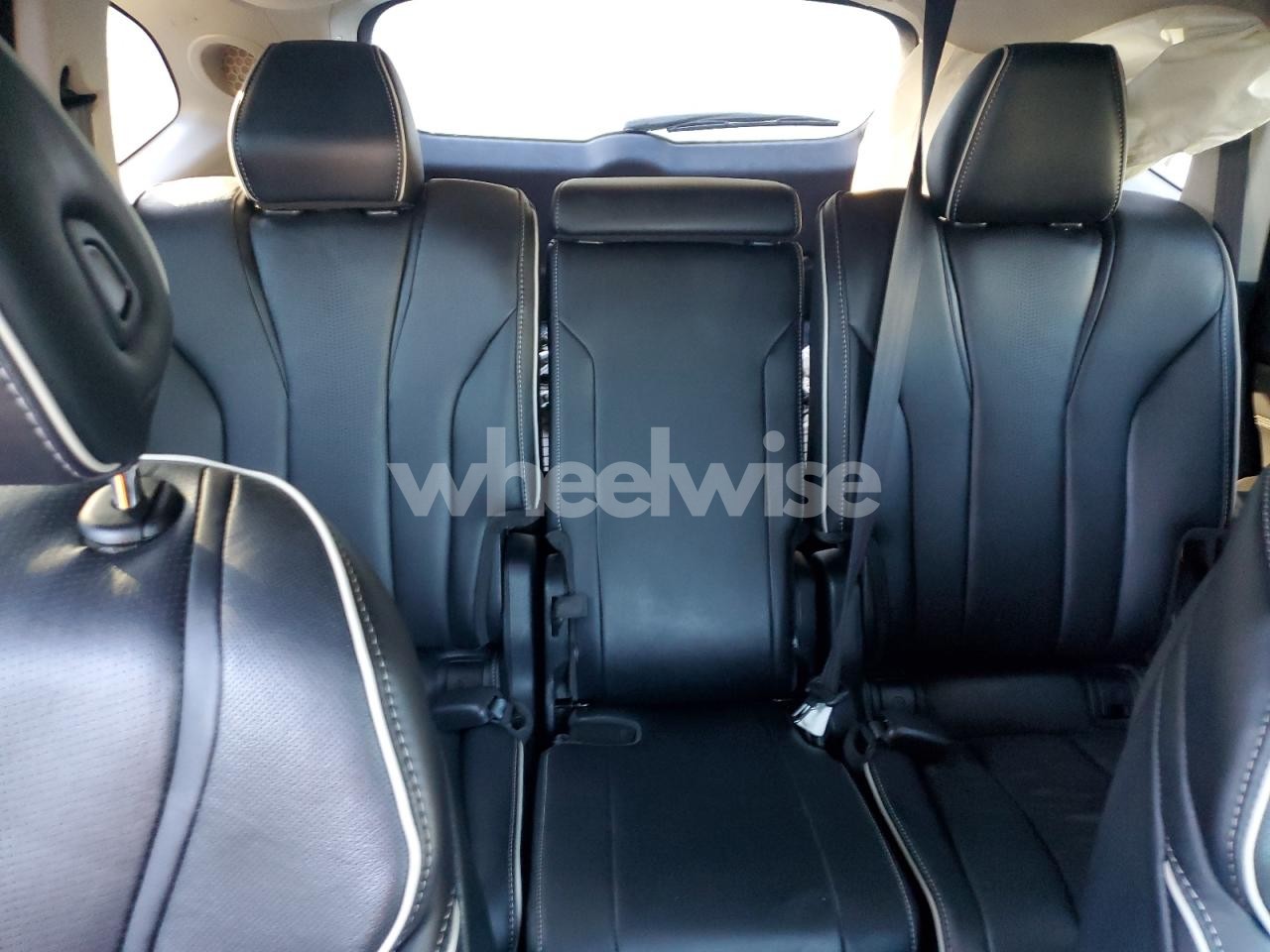 Photo 10 of 2022 ACURA MDX ADVANCE (VIN 5J8YE1H89NL032294)