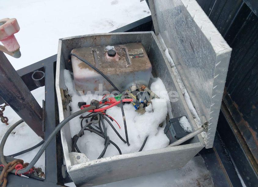 Photo 10 of 2015 Cam Trailers SUPERLINE (VIN 5JPBU1627FP038018)