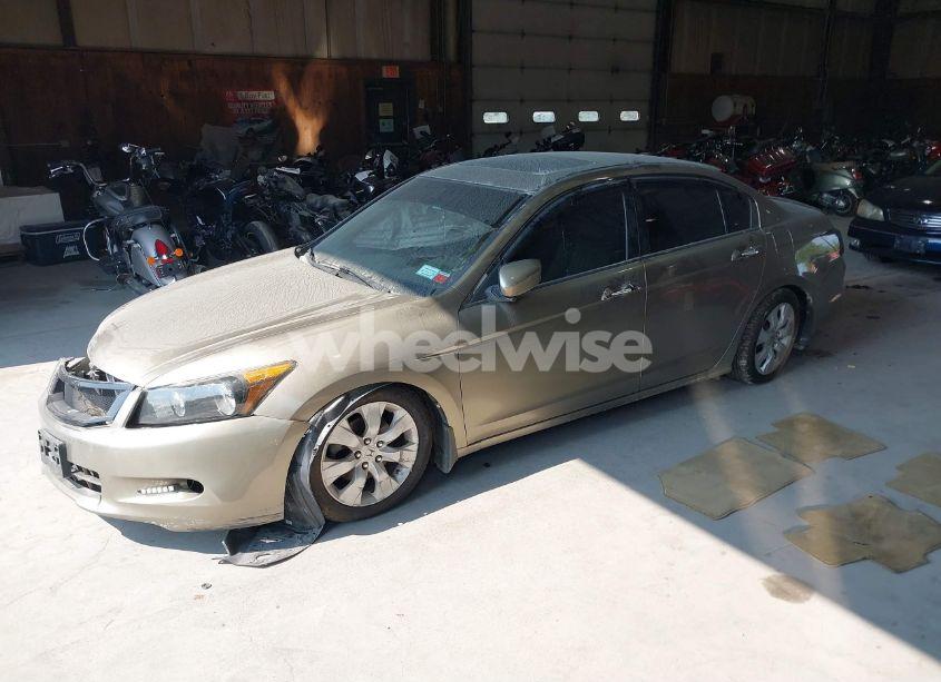 Photo 2 of 2009 Honda Accord 3.5 EX-L (VIN 5KBCP36849B502484)