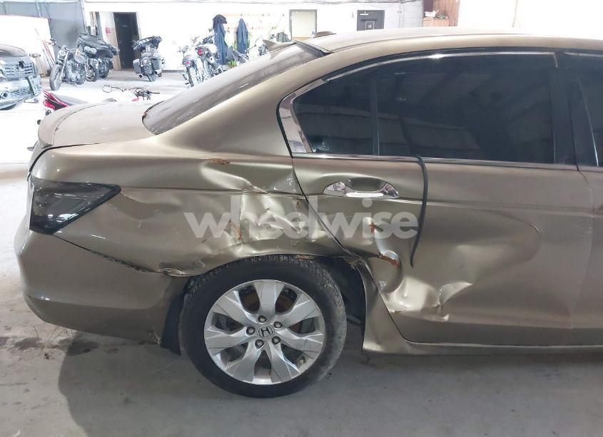 Photo 6 of 2009 Honda Accord 3.5 EX-L (VIN 5KBCP36849B502484)