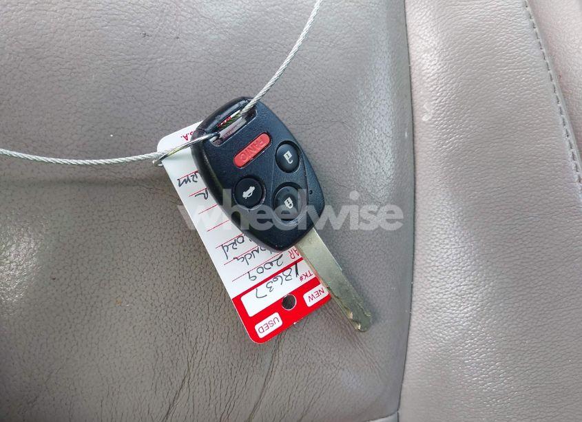 Photo 11 of 2009 Honda Accord 3.5 EX-L (VIN 5KBCP36899B001266)