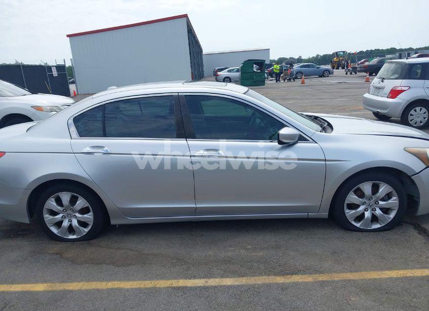 Photo 13 of 2009 Honda Accord 3.5 EX-L (VIN 5KBCP36899B001266)