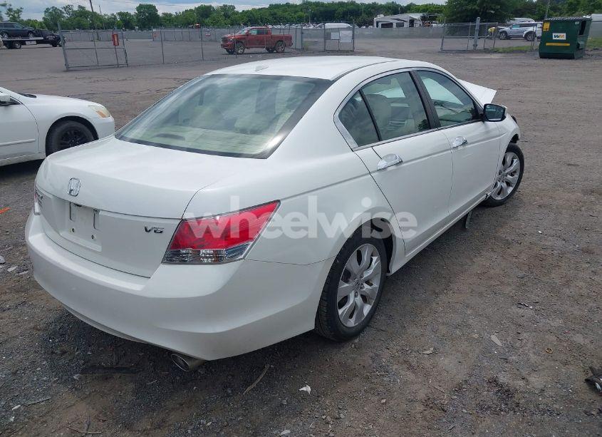 Photo 4 of 2009 Honda Accord 3.5 EX-L (VIN 5KBCP36899B002904)