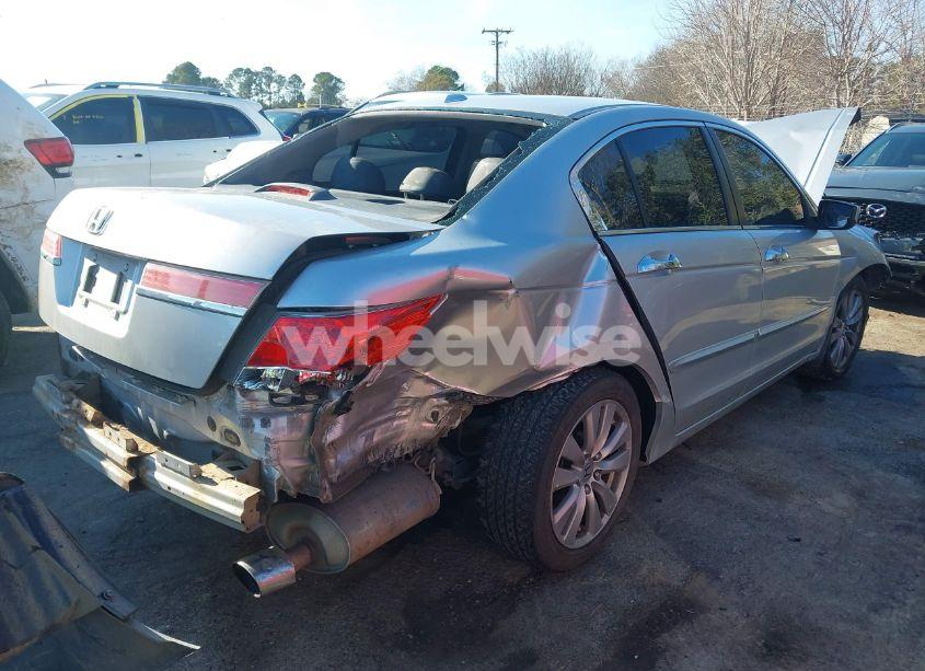 Photo 4 of 2009 Honda Accord 3.5 EX-L (VIN 5KBCP368X9B501176)