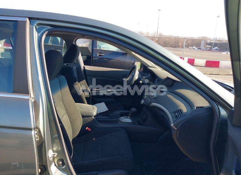 Photo 5 of 2010 Honda Accord 3.5 EX (VIN 5KBCP3F73AB006202)